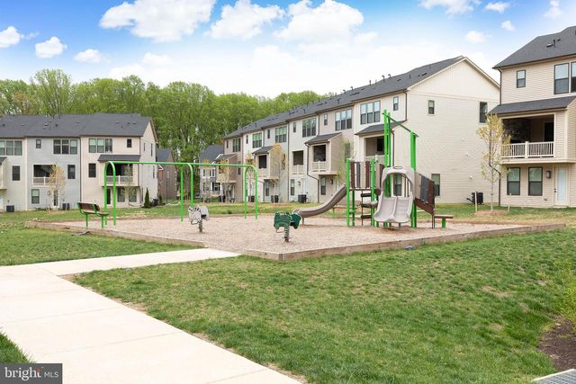 7679 CROSS CREEK DR, Columbia, MD 21044