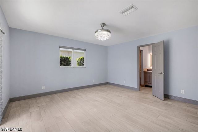 4005 SE 1st AVE, Cape Coral, FL 33904