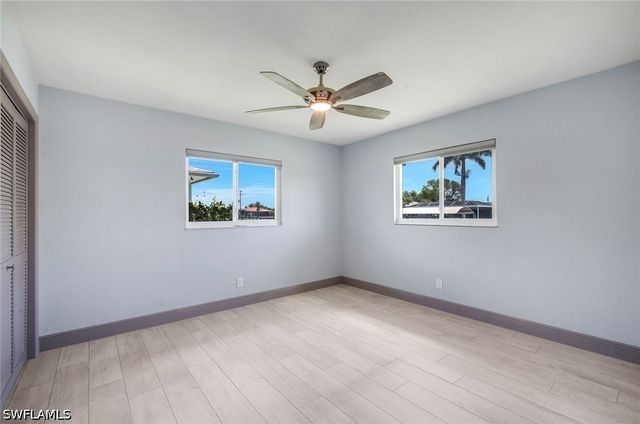 4005 SE 1st AVE, Cape Coral, FL 33904