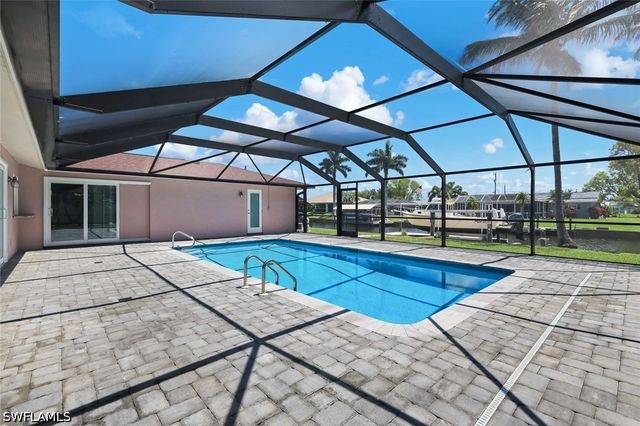 4005 SE 1st AVE, Cape Coral, FL 33904