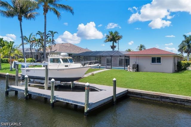 4005 SE 1st AVE, Cape Coral, FL 33904