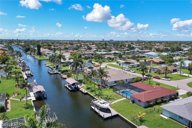 4005 SE 1st AVE, Cape Coral, FL 33904