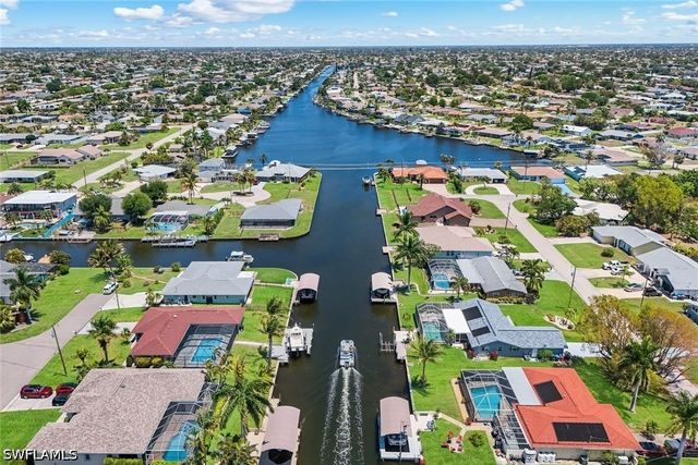 4005 SE 1st AVE, Cape Coral, FL 33904