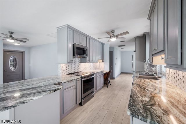 4005 SE 1st AVE, Cape Coral, FL 33904
