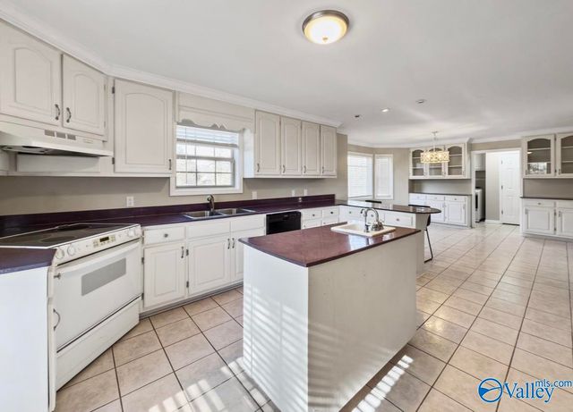 462 Brooks Road, Union Grove, AL 35175