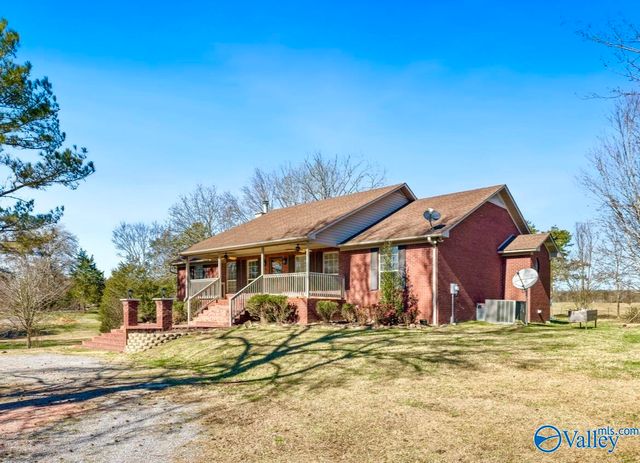 462 Brooks Road, Union Grove, AL 35175
