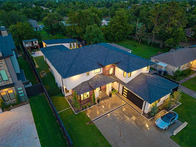 2824 Guilford Lane, Oklahoma City, OK 73120