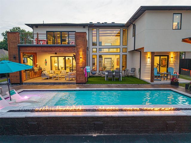 2824 Guilford Lane, Oklahoma City, OK 73120