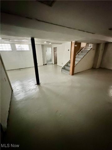 893 Keystone Drive, Cleveland Heights, OH 44121