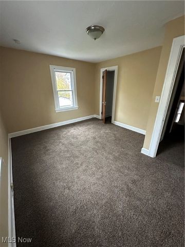 893 Keystone Drive, Cleveland Heights, OH 44121