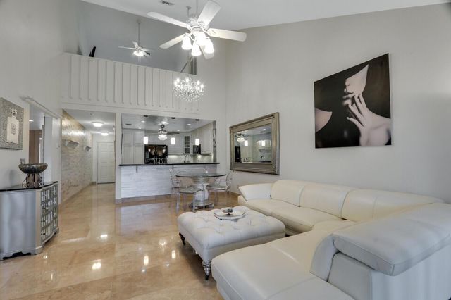 6136 SE Georgetown Place, Hobe Sound, FL 33455