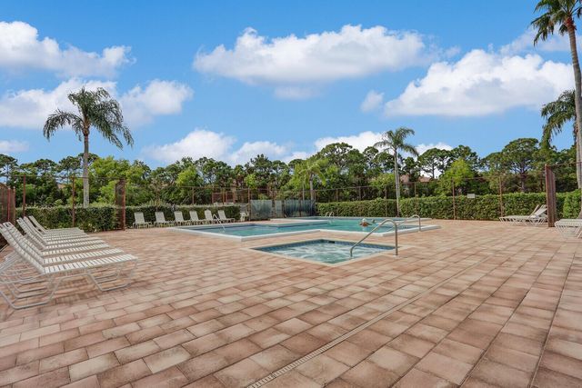 6136 SE Georgetown Place, Hobe Sound, FL 33455