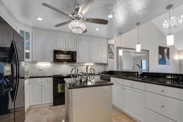 6136 SE Georgetown Place, Hobe Sound, FL 33455