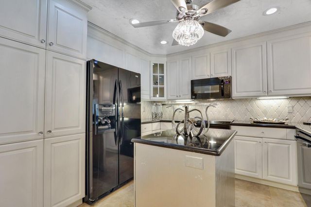 6136 SE Georgetown Place, Hobe Sound, FL 33455