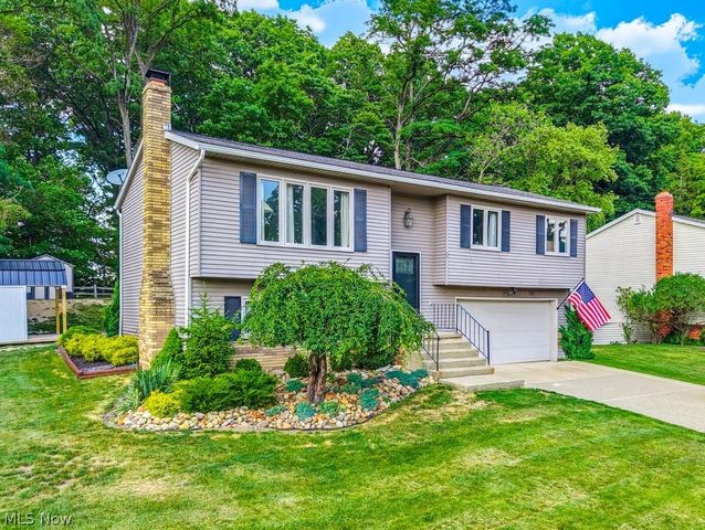 9316 Munich Drive, Parma, OH 44130