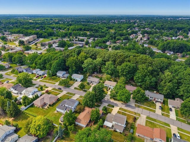 9316 Munich Drive, Parma, OH 44130