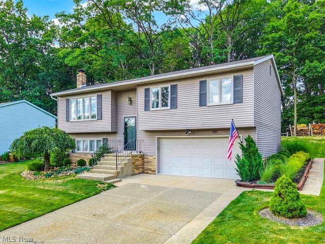 9316 Munich Drive, Parma, OH 44130