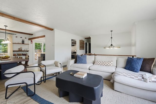 9316 Munich Drive, Parma, OH 44130