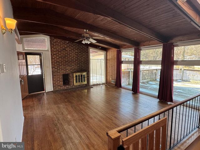 7527 FRIAR TUCK CT, Falls Church, VA 22042