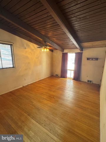 7527 FRIAR TUCK CT, Falls Church, VA 22042