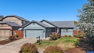3803 NE Hollyburn Av, Albany, OR 97322