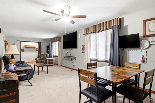 3600 NW 44th Ter, Topeka, KS 66618