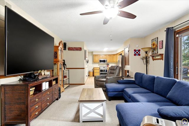 3600 NW 44th Ter, Topeka, KS 66618