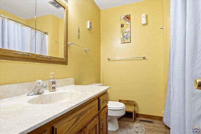 3600 NW 44th Ter, Topeka, KS 66618