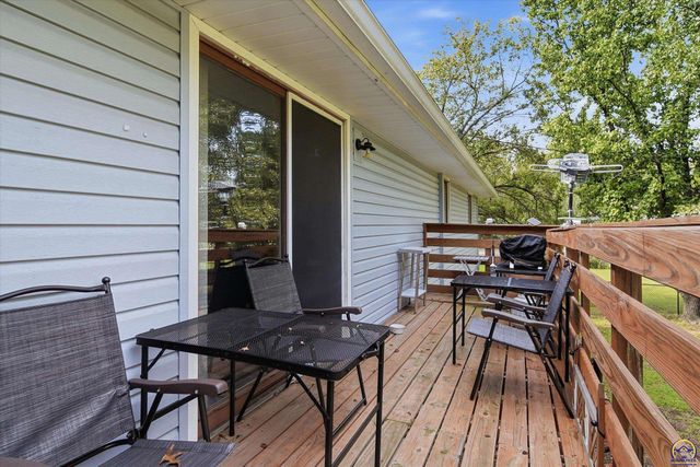3600 NW 44th Ter, Topeka, KS 66618