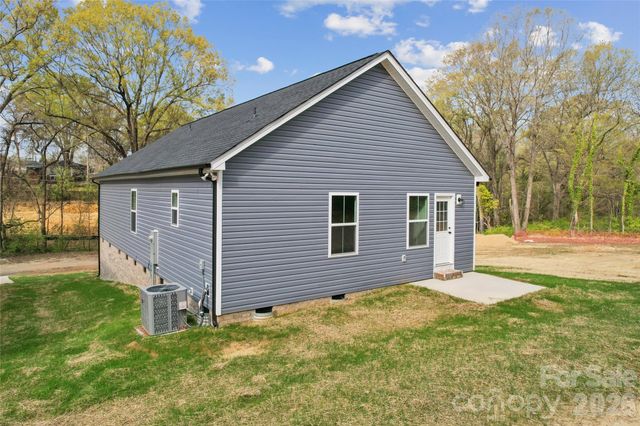 702 6th Street, Spencer, NC 28159