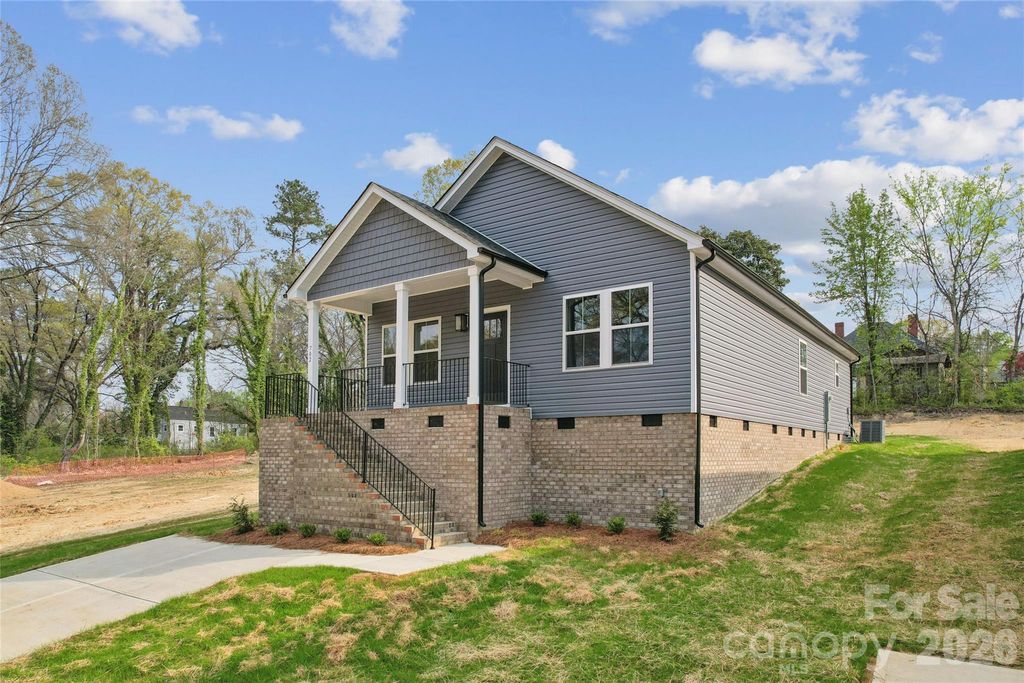 702 6th Street, Spencer, NC 28159