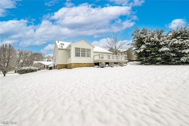 9234 Forest Trail Avenue NW, Massillon, OH 44647