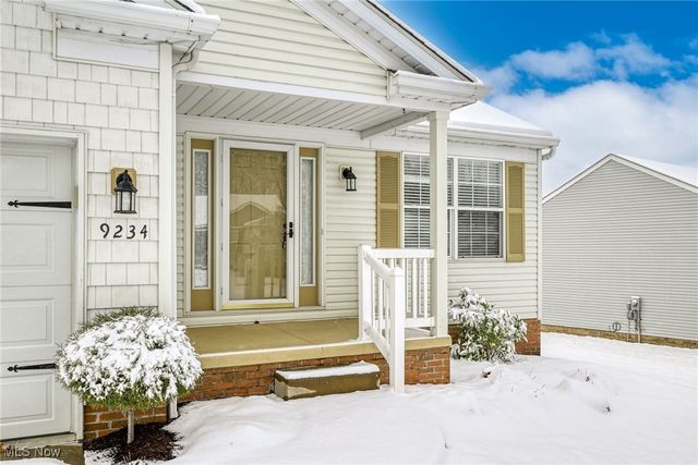 9234 Forest Trail Avenue NW, Massillon, OH 44647