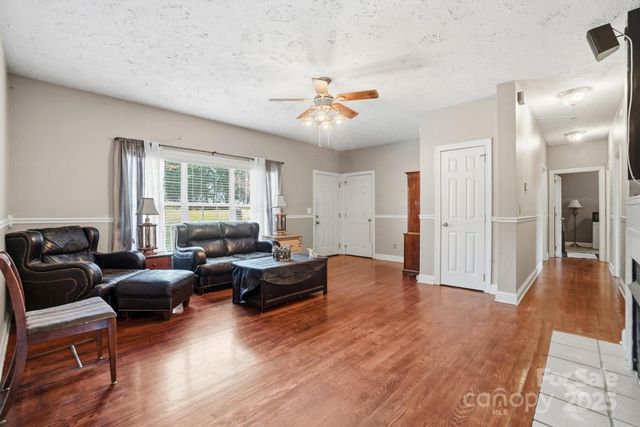 218 Fulbright Road, Stony Point, NC 28678