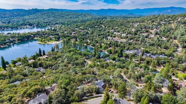 17575 Chaparral Dr, Penn Valley, CA 95946