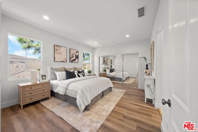 270 Lockford, Irvine, CA 92602