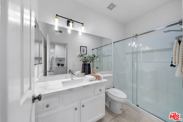 270 Lockford, Irvine, CA 92602