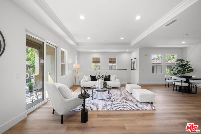 270 Lockford, Irvine, CA 92602