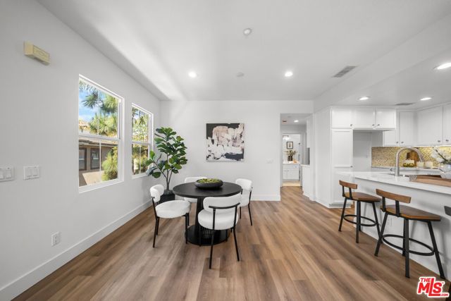 270 Lockford, Irvine, CA 92602