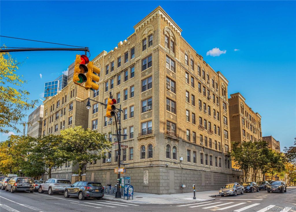 1100 Grand Concourse 5H, Bronx, NY 10456