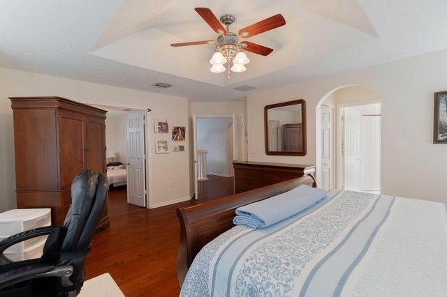 9912 Woodworth Court, Wellington, FL 33414