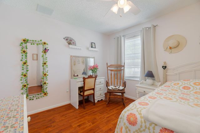 9912 Woodworth Court, Wellington, FL 33414