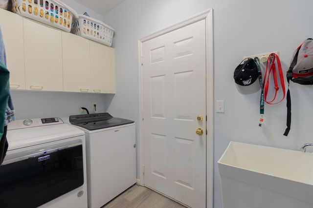 9912 Woodworth Court, Wellington, FL 33414