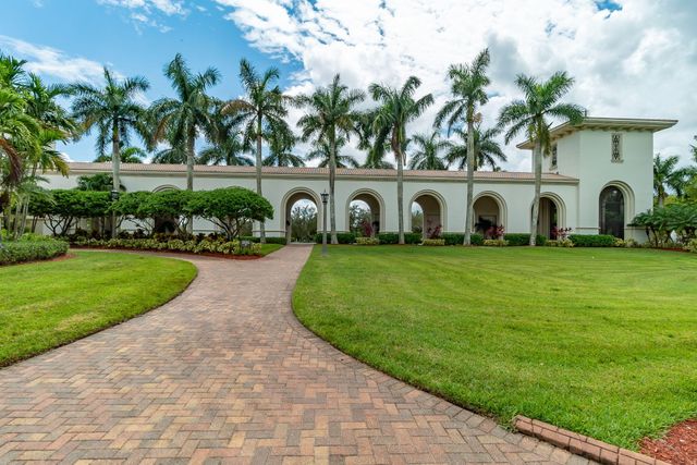 9912 Woodworth Court, Wellington, FL 33414