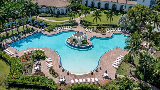 9912 Woodworth Court, Wellington, FL 33414