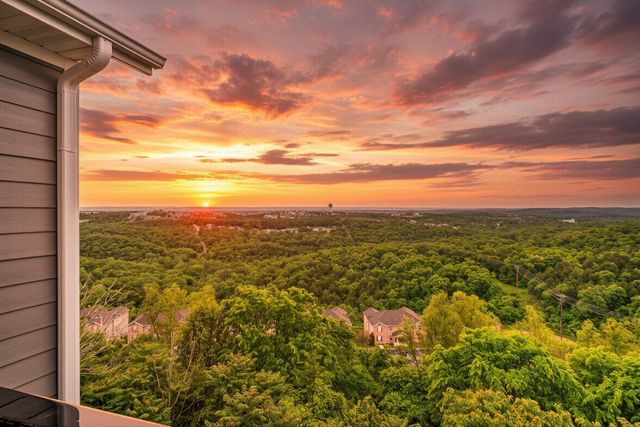 3107 S Vineyards Terrace Unit 5, Branson, MO 65616