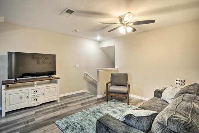 3107 S Vineyards Terrace Unit 5, Branson, MO 65616