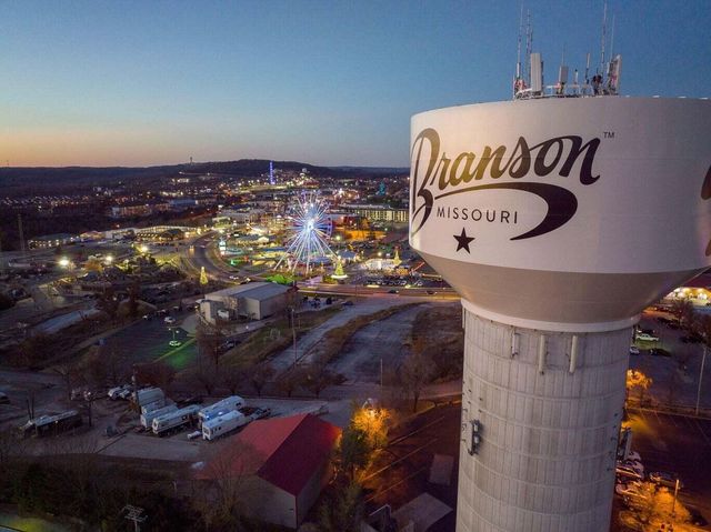 3107 S Vineyards Terrace Unit 5, Branson, MO 65616