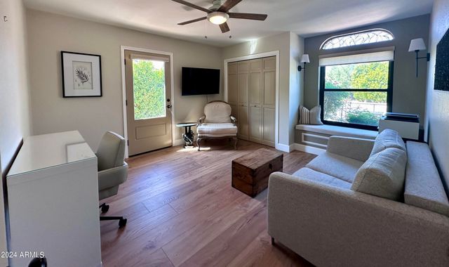 7627 E TURQUOISE Avenue, Scottsdale, AZ 85258