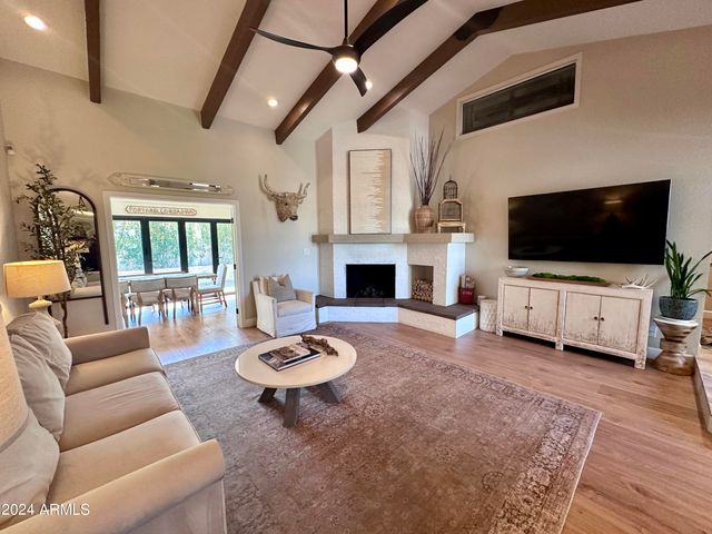 7627 E TURQUOISE Avenue, Scottsdale, AZ 85258